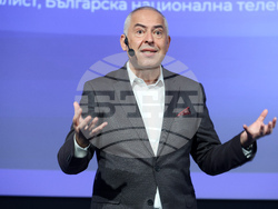 Национална конференция "Умения за иновации в образованието" - Бойко Василев  - презентация