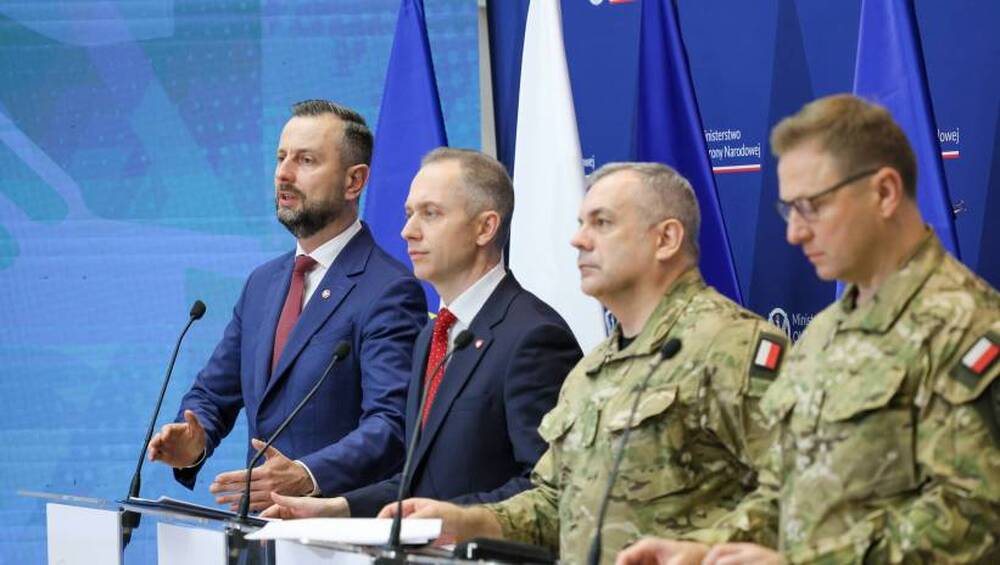 ПАП: Полските въоръжени сили планират обучение по отбрана за 400 000 граждани догодина