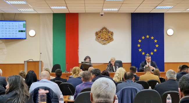 Пазарджик - Общински съвет - извънредна сесия