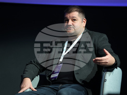 Национална конференция "Умения за иновации в образованието" - Дискусия на тема "Човешките умения в дигиталния свят"