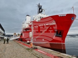 Варна - Научноизследователски кораб „Св. св. Кирил и Методий“ - отплаване