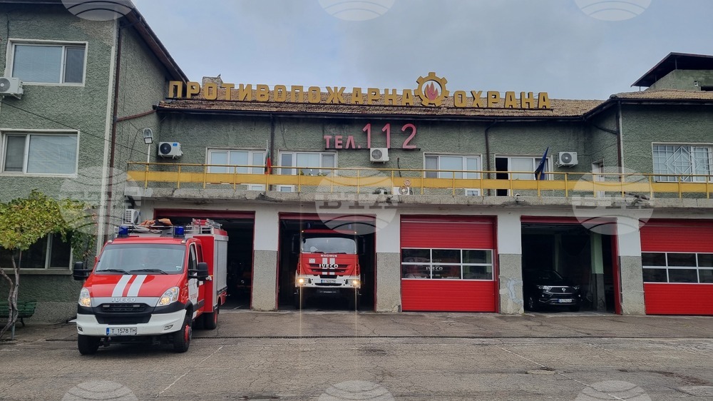 Общо 64 пожара са потушени в страната през изминалото денонощие, съобщават от ГД „Пожарна безопасност и защита на населението“ 