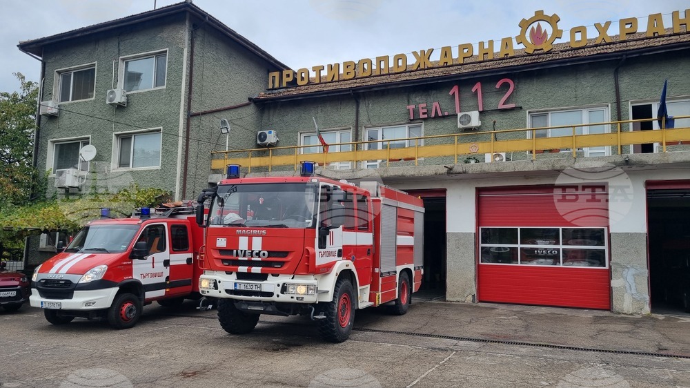 Общо 51 пожара са потушени за изминалото денонощие в страната, двама души са пострадали