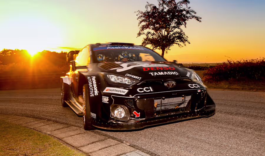 Себастиен Ожие поведе след втория ден на Рали Япония, лидерът в генералното класиране Елфин Еванс е трети