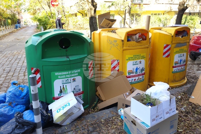 Спирането на разделното събиране в 16 района е заради невъзможност да се изпълнява в условията, в които ни поставя СО, заявиха от "Екобулпак"