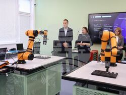 Бургас - Професионална гимназия по компютърно програмиране и иновации - Център за високи постижения - откриване