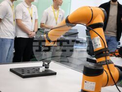 Бургас - Професионална гимназия по компютърно програмиране и иновации - Център за високи постижения - откриване