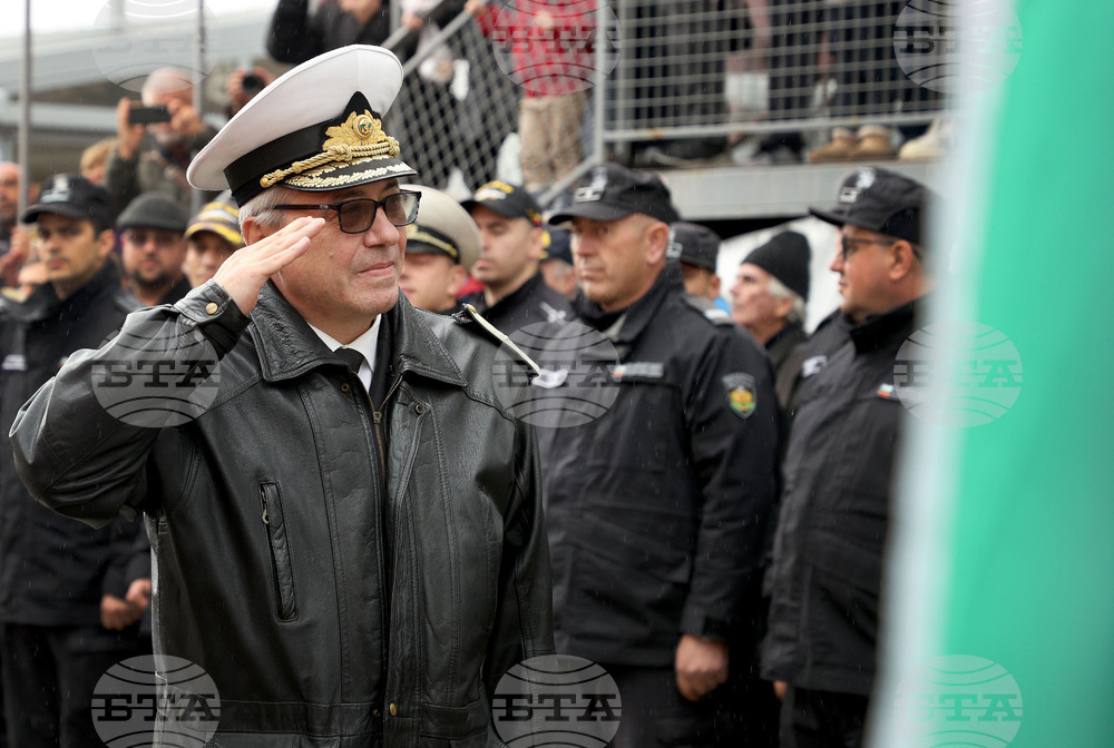 Плаването до Антарктида, което бе мечта, вече се превърна в рутина, каза началникът на ВВМУ флотилен адмирал проф. Калин Калинов