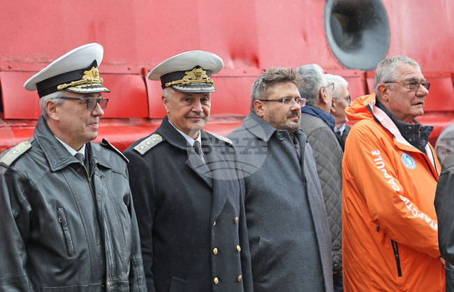 България успя да затвърди своя престиж като водеща страна в изследванията на Антарктика, смята президентът Румен Радев