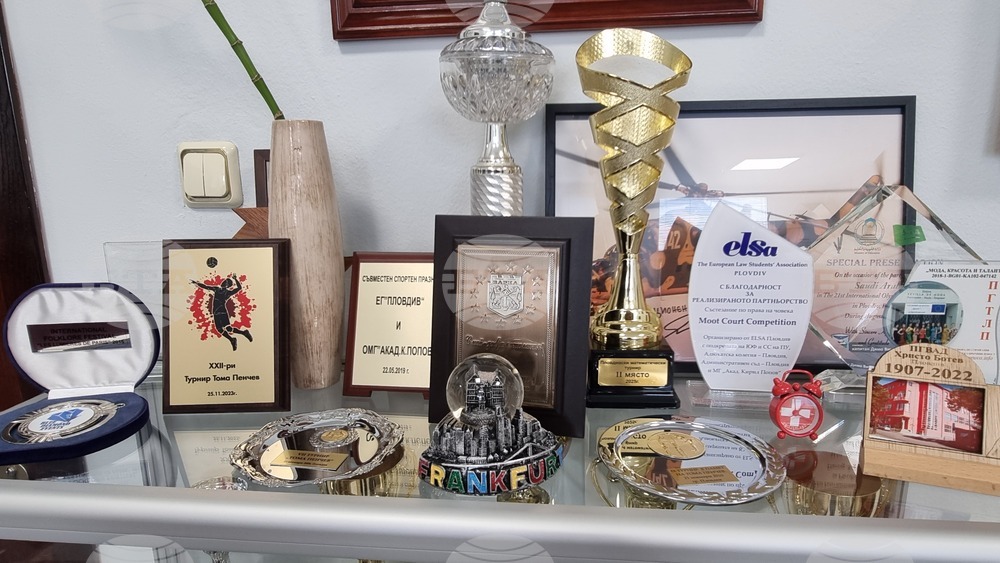 Пловдив - Математическа гимназия - директор - интервю