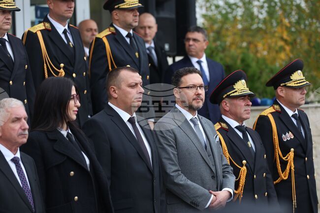 Solemn Ceremony, Wreath Laying Marks Bulgarian Police Day