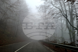 Проход Петрохан - мъгла - трафик