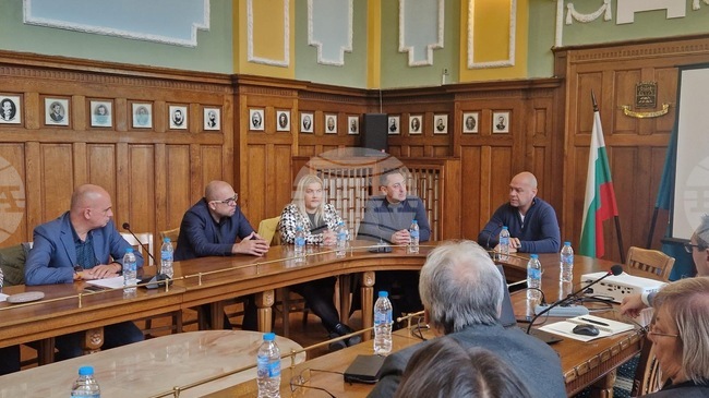  Железопътна линия ще свърже летище Пловдив с Централна гара през гара Крумово