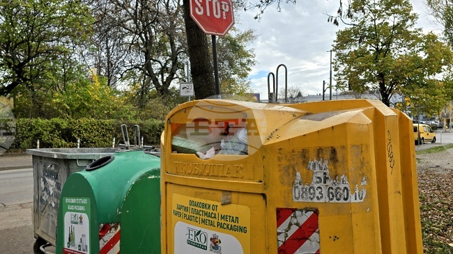 Sofia Mayor Expects Solution within Week for Separate Waste Collection in 14 Sofia Boroughs after Ecobulpak Fire