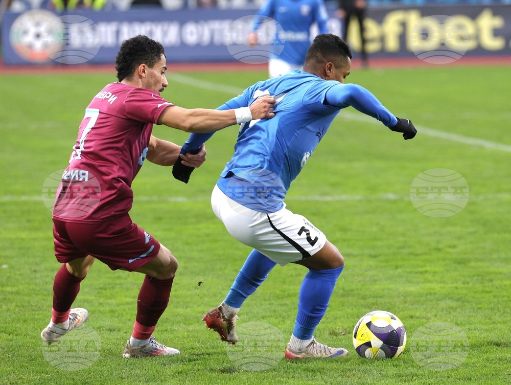 Септември надигра Спартак Варна като гост в първи мач от 15-ия кръг в Първа лига