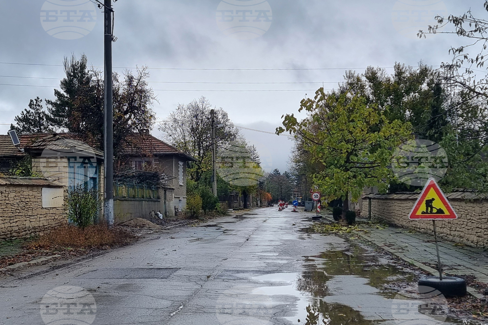Село Велино - път за  - символична първа копка