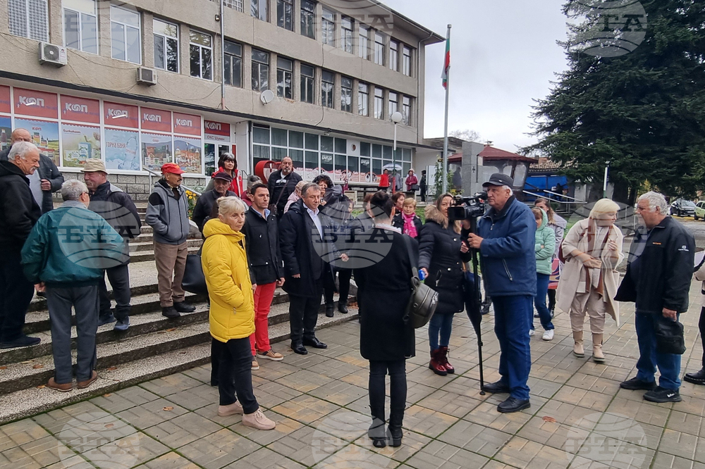 Село Велино - път за  - символична първа копка