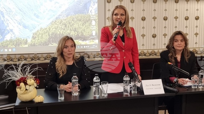 Държавата подпомага българските биопроизводители да изнасят продукцията си, каза зам.-министър Лозана Василева в Пазарджик