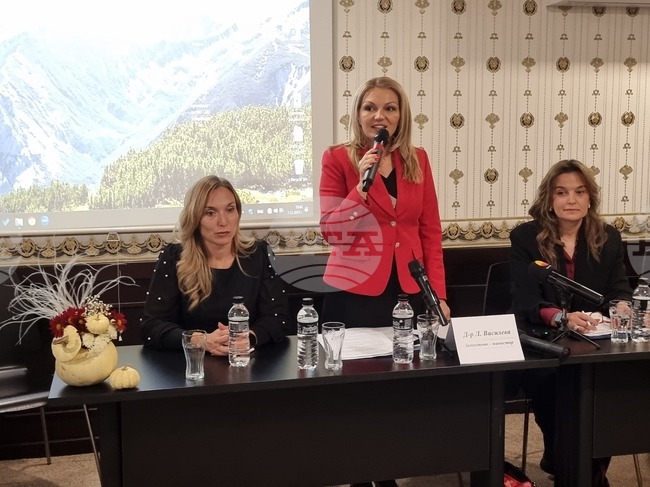 Държавата подпомага българските биопроизводители да изнасят продукцията си, каза зам.-министър Лозана Василева в Пазарджик