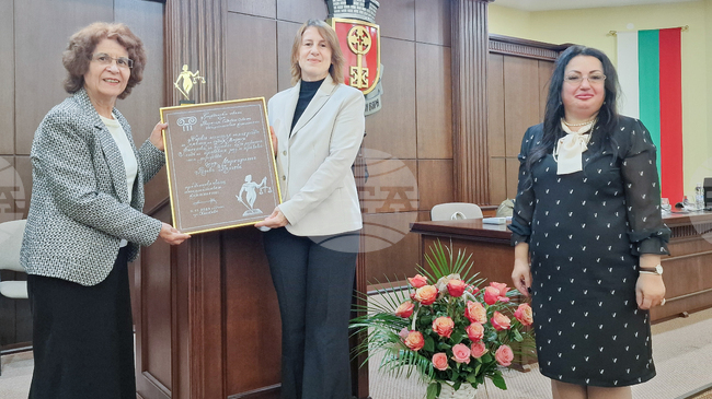 Съдия Маргарита Делчева е първият носител на наградата за принос към развитието и утвърждаването на правовия ред и държава 