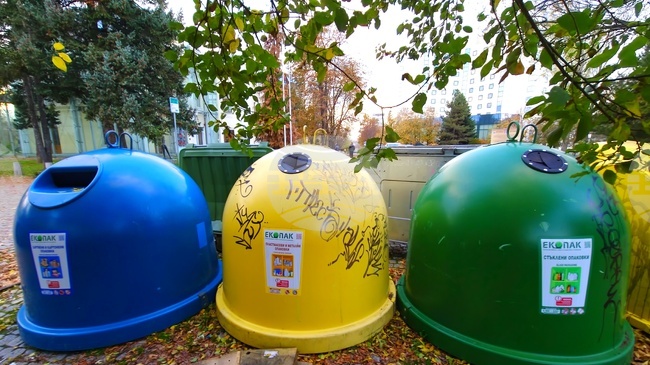 Пилотен модел за общинско управление на разделното събиране в „Кремиковци” и “Овча купел” утвърди Столичният общински съвет