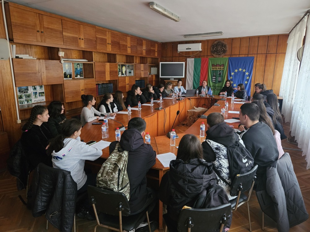 Първа среща с ученици в рамките на инициативата за създаване на младежки "Зелени патрули" се проведе в Берковица