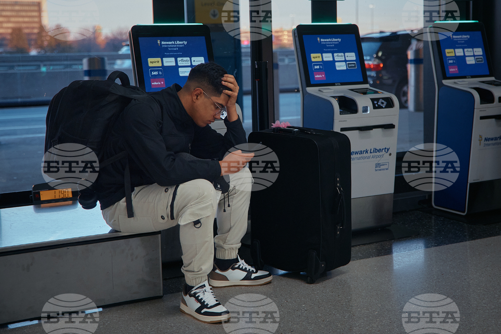 APTOPIX Government Shutdown Airlines