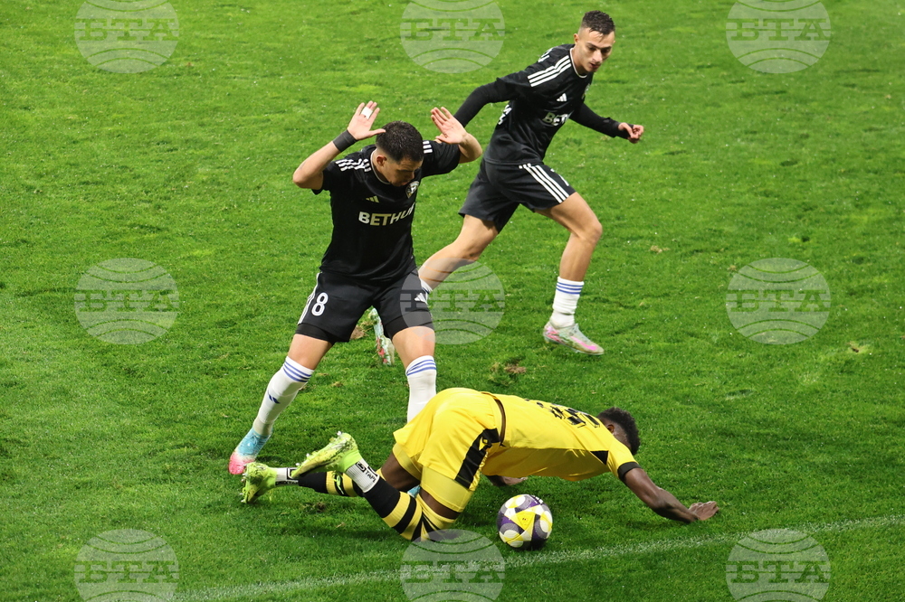 Пловдив - футбол - Ботев (Пловдив) - Добруджа