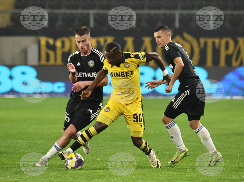 Ботев Пловдив постигна обрат срещу последния Добруджа в среща от Първа лига