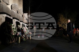 Сливница - Сръбско-българска война - паметник „Петимата капитани“ - полагане на венци и цветя