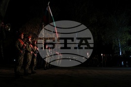 Сливница - Сръбско-българска война - паметник „Петимата капитани“ - полагане на венци и цветя