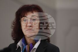 Изложба „Отвъд портрета“ - откриване