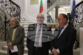 Изложба „Отвъд портрета“ - откриване