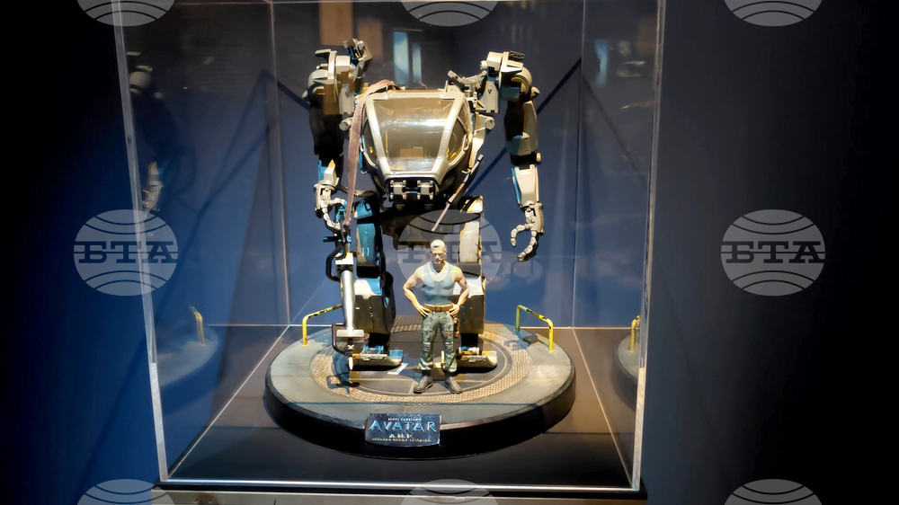 Турция - Истанбул - Джеймс Камерън - изложба