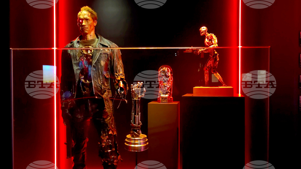 Турция - Истанбул - Джеймс Камерън - изложба