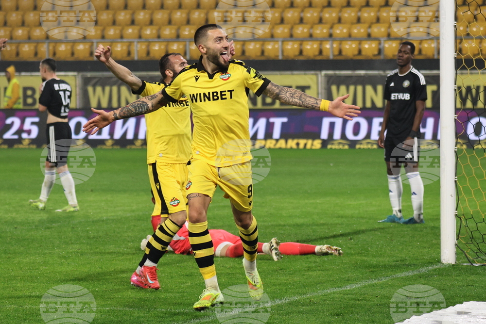 Пловдив - футбол - Ботев (Пловдив) - Добруджа