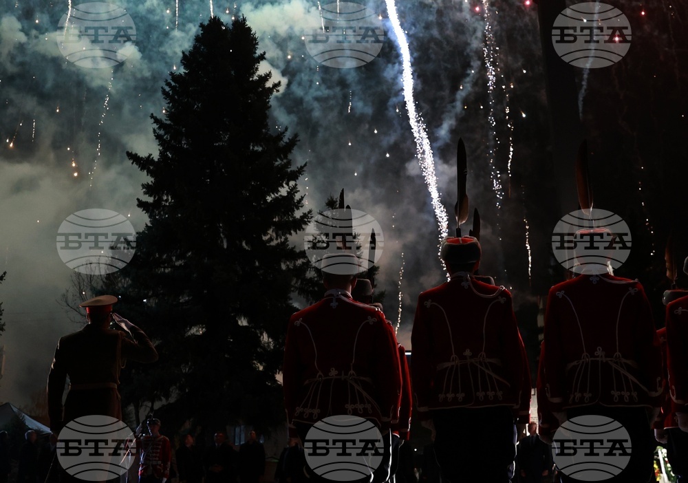 Сливница - Сръбско-българска война - паметник „Героите на Сливница“ - тържествена заря