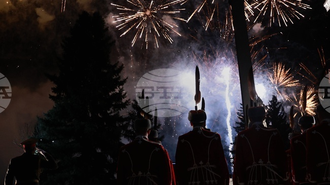 С тържествена заря-проверка беше отбелязана 140-ата годишнина от Сръбско-българската война в Сливница