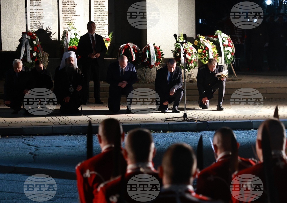 Сливница - Сръбско-българска война - паметник „Героите на Сливница“ - тържествена заря