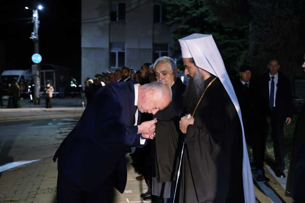 Премиерът Желязков: Задача на всяко държавно управление е да изгражда авторитета на българския воин