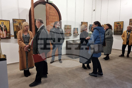 Бургас - Андрей Янев - изложба „Гост” - откриване