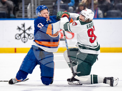 Wild Islanders Hockey