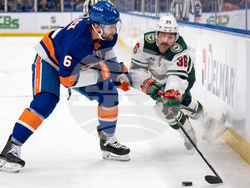 Wild Islanders Hockey