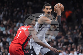 Rockets Spurs Basketball