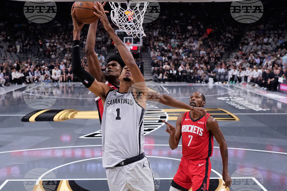 Rockets Spurs Basketball