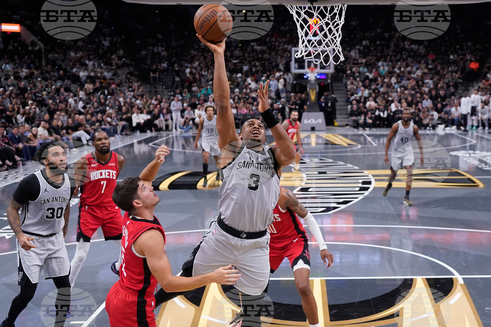 Rockets Spurs Basketball