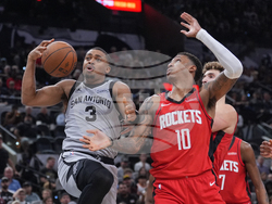 Rockets Spurs Basketball