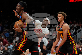 Raptors Hawks Basketball