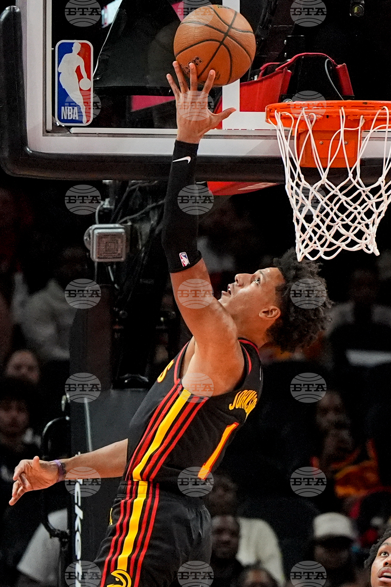 Raptors Hawks Basketball