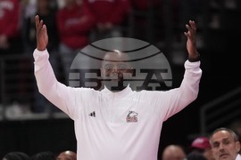 N Illinois Wisconsin Basketball